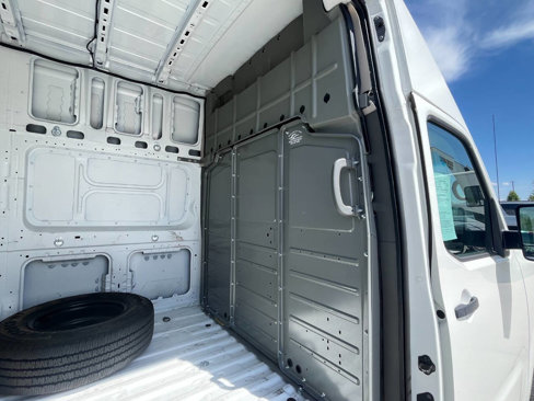 Used 2021 Nissan NV 2500 S image 16
