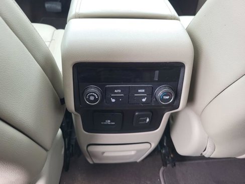 Used 2019 GMC Acadia Denali w/ Technology Package image 27