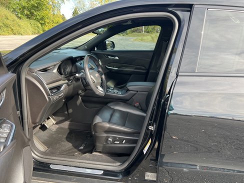 Used 2019 Cadillac XT4 Sport image 9