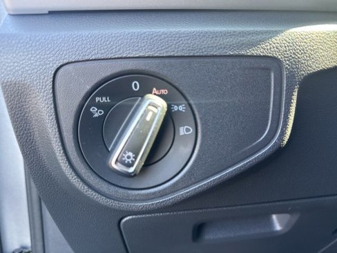 Certified 2021 Volkswagen Atlas S image 7
