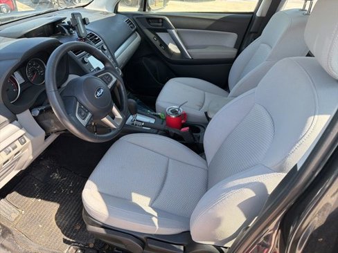 Used 2018 Subaru Forester 2.5i w/ Alloy Wheel Package image 6