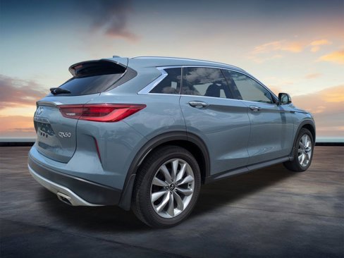 Used 2022 INFINITI QX50 Essential image 4