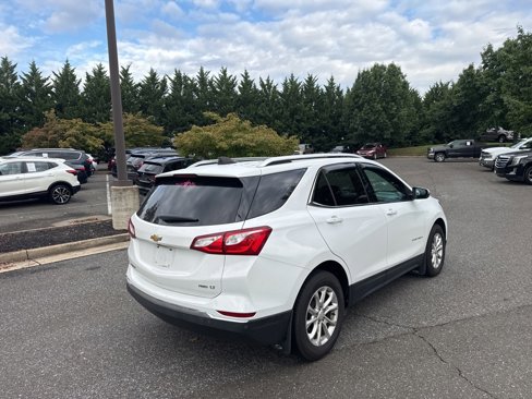 Used 2018 Chevrolet Equinox LT w/ Sun & Infotainment Package image 8