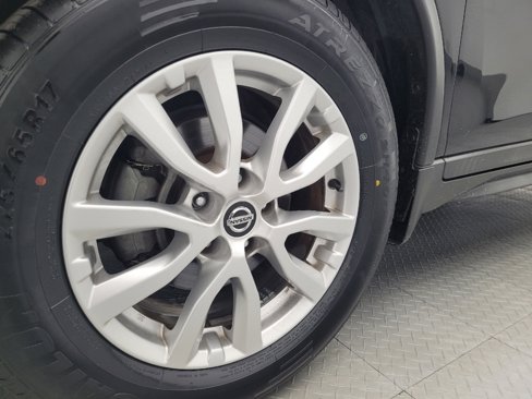 Used 2020 Nissan Rogue S w/ Special Edition Package image 31