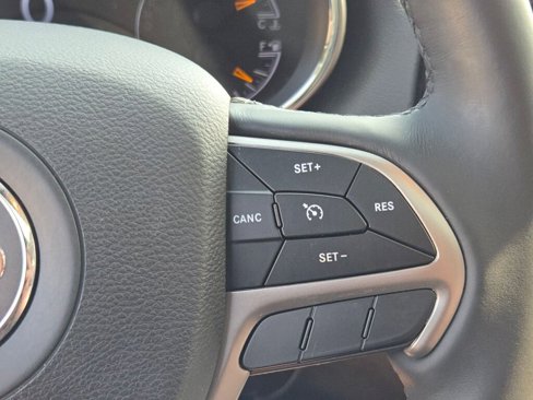 Used 2019 Jeep Grand Cherokee Limited w/ Trailer Tow Group IV image 32
