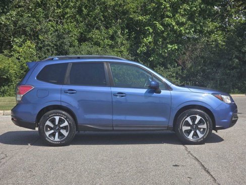 Used 2018 Subaru Forester 2.5i Premium w/ All-Weather Package image 18