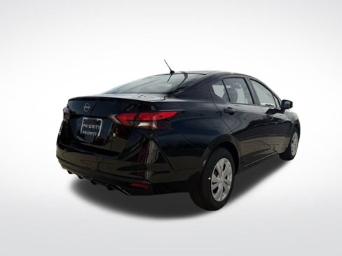 New 2025 Nissan Versa S image 5