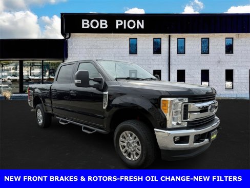 Used 2017 Ford F250 XLT w/ XLT Value Package image 3