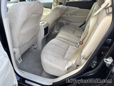 Used 2015 Nissan Murano S image 24