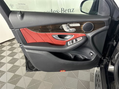 Certified 2021 Mercedes-Benz GLC 300 w/ Driver Assistance Package image 10