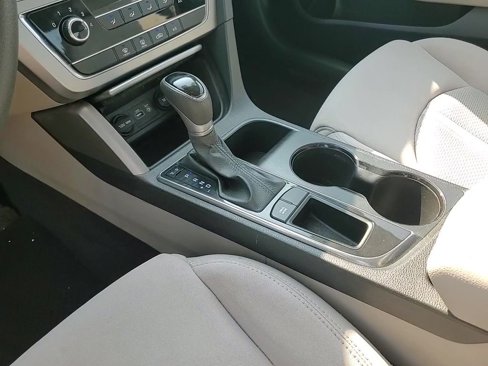 Used 2016 Hyundai Sonata SE image 20