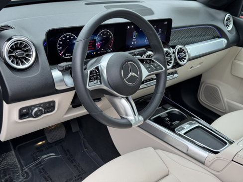 Certified 2025 Mercedes-Benz GLB 250 image 16
