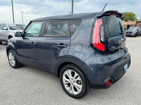 Used 2014 Kia Soul + image 5