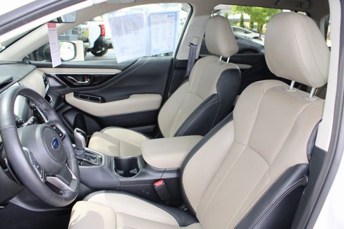 Used 2023 Subaru Outback Limited XT image 8