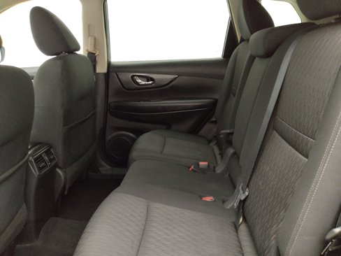 Used 2019 Nissan Rogue SV image 18