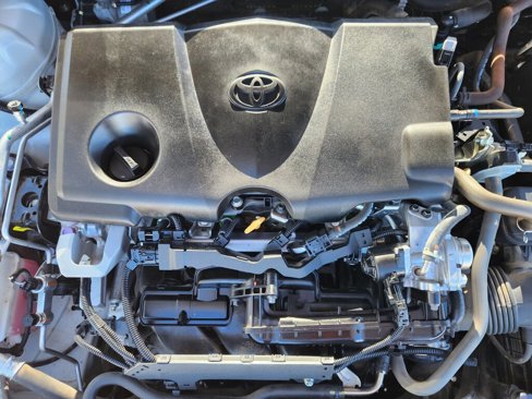 Used 2022 Toyota Camry SE image 12