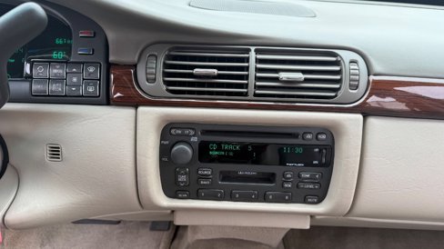 Used 1999 Cadillac De Ville image 26