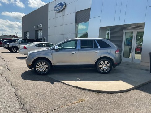 Used 2008 Lincoln MKX AWD image 2