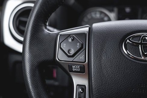 Used 2019 Toyota Tacoma Limited image 20