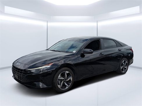 Used 2023 Hyundai Elantra SEL w/ Convenience Package image 7