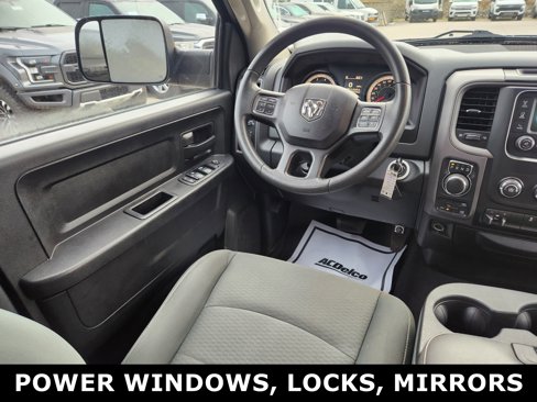 Used 2018 RAM 1500 Express w/ Black Ram 1500 Express Group image 10
