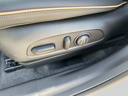 New 2025 Buick Envista Avenir image 17