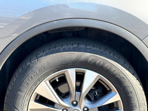 Used 2016 Nissan Murano SV w/ Premium Package image 21
