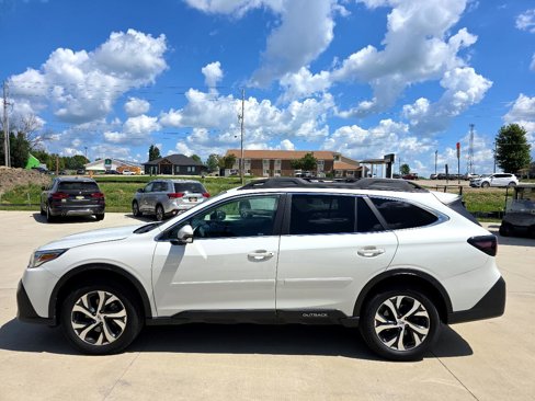 Used 2022 Subaru Outback Limited image 2