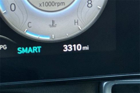 Used 2024 Hyundai Elantra SEL image 26