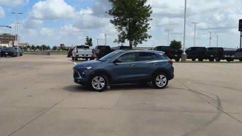 Certified 2025 Buick Encore GX Preferred w/ Comfort Package image 8