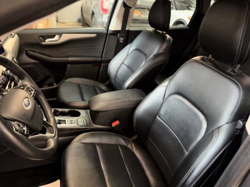 Certified 2022 Ford Escape SEL image 11