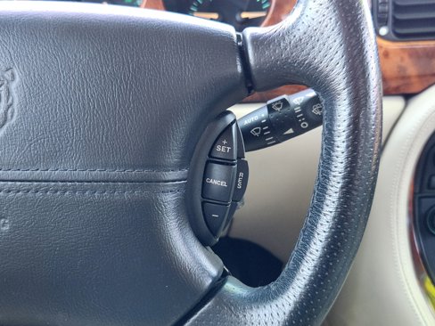 Used 2002 Jaguar XJ Sport image 18