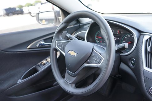 Used 2022 Chevrolet Malibu LS image 24