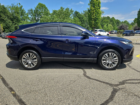 Used 2021 Toyota Venza Limited image 7