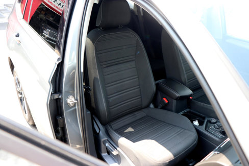 Used 2022 Volkswagen Tiguan S image 14