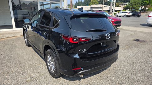 Used 2025 MAZDA CX-5 AWD 2.5 S w/ Preferred Package image 7