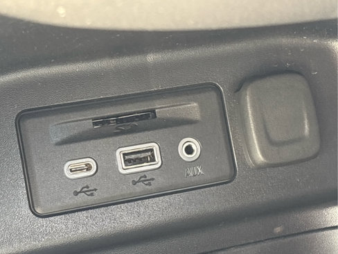Certified 2023 Chevrolet Equinox LT image 24