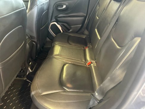 Used 2017 Jeep Renegade Limited image 24