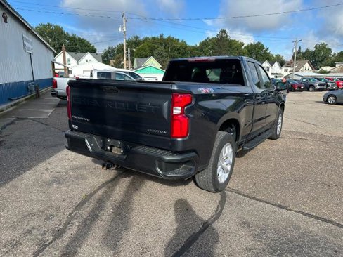 Used 2021 Chevrolet Silverado 1500 Custom w/ Safety Confidence Package image 4