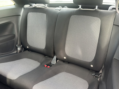 Used 2019 Volkswagen Beetle 2.0T S image 17