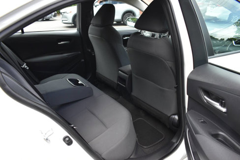 Used 2021 Toyota Corolla LE image 12