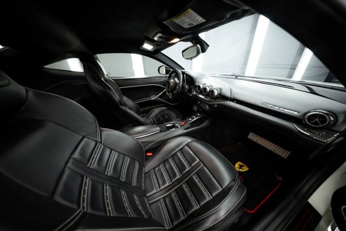 Used 2015 Ferrari F12 Berlinetta image 43