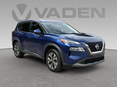 Used 2021 Nissan Rogue SV image 1
