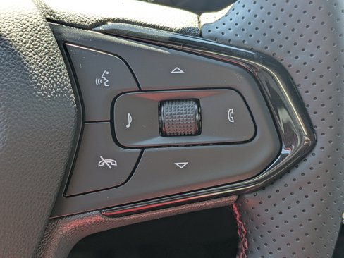 New 2025 Chevrolet Trax RS w/ Driver Confidence Package image 25