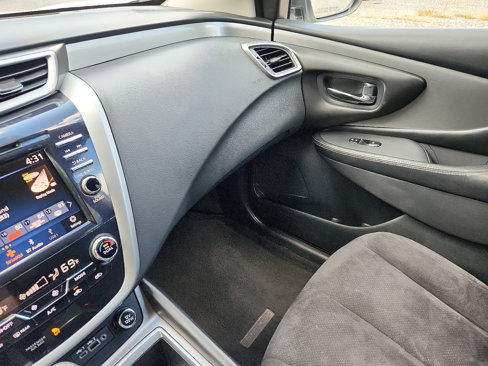 Used 2019 Nissan Murano S image 31