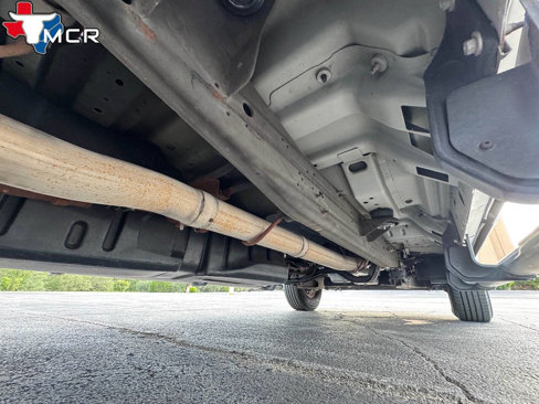 Used 2001 Ford F250 Lariat image 37