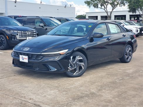 New 2025 Hyundai Elantra Sport image 25