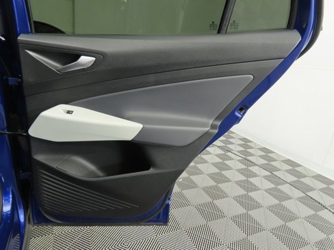 Used 2021 Volkswagen ID.4 1st Edition image 28