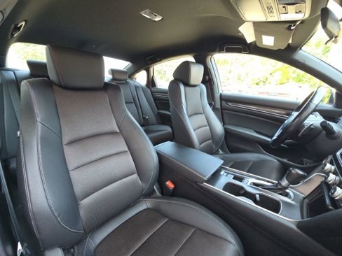 Used 2020 Honda Accord Sport image 16