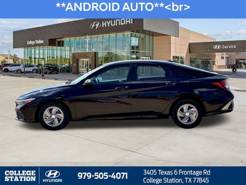 Used 2024 Hyundai Elantra SE image 6